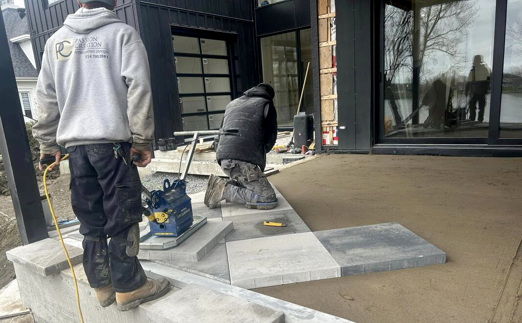 Employés pour Passion Création en aménagement paysager à St-Hyacinthe.